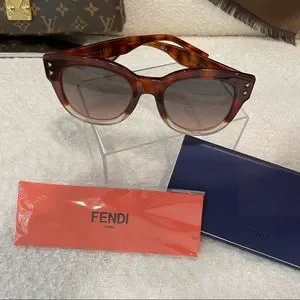 Fendi | Accessories | Fendi Havana Tortoise Sunglasses  display picture 2